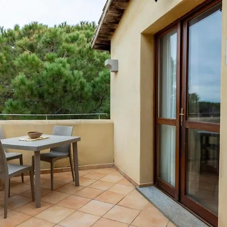 Baia Dei Mirti M4 Sleeps 4 * Vignola Mare