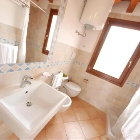Baia Dei Mirti M4 Sleeps 4 *